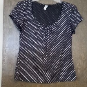 Elegant Black and White Patterned Women's Top